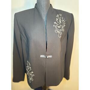 MISS DORBY Sz 16 W Metallic Silver
Embroidered Black Dress Jacket